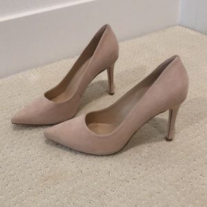 Gianni Bini Suede shoes